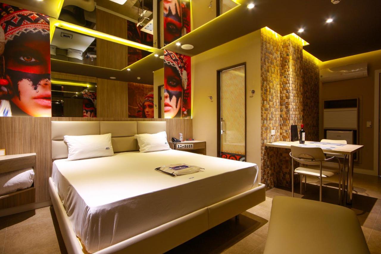 Motel Golf (Adults Only) Osasco Extérieur photo